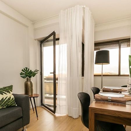 Aposentus - Elegant Functionality Porto Downtown Apartment Ngoại thất bức ảnh