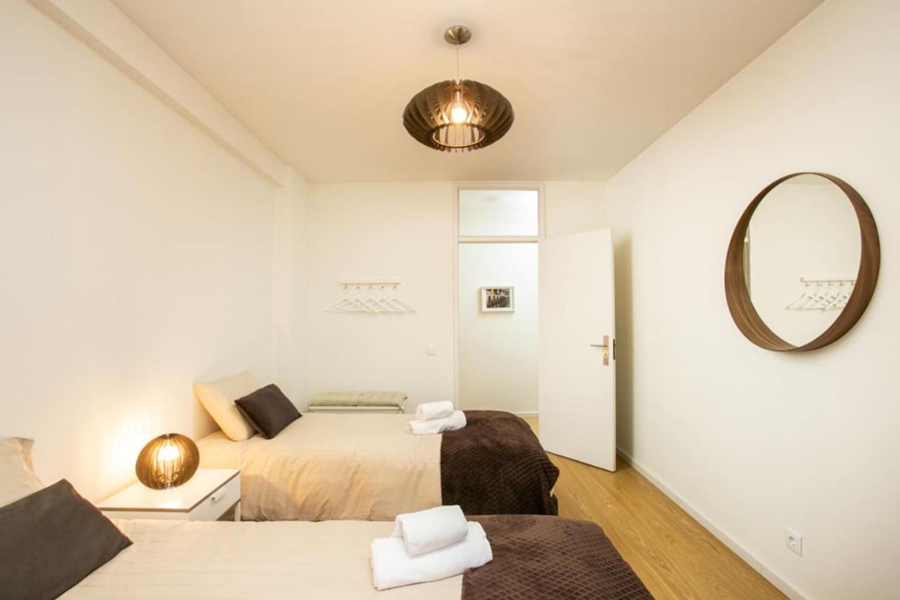 Aposentus - Elegant Functionality Porto Downtown Apartment Ngoại thất bức ảnh