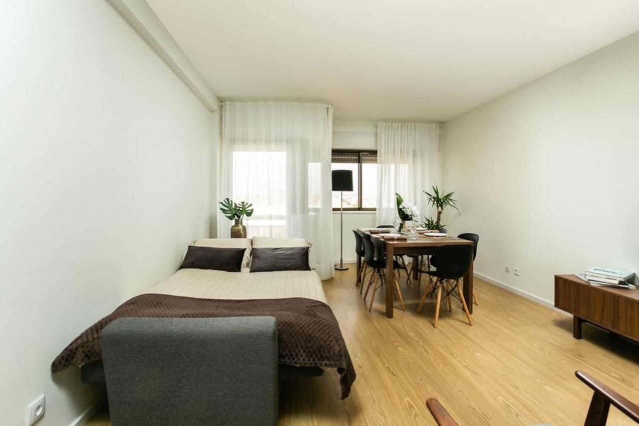 Aposentus - Elegant Functionality Porto Downtown Apartment Ngoại thất bức ảnh